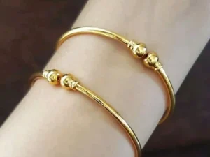 Modern desire bangle