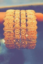 Unique bangles set