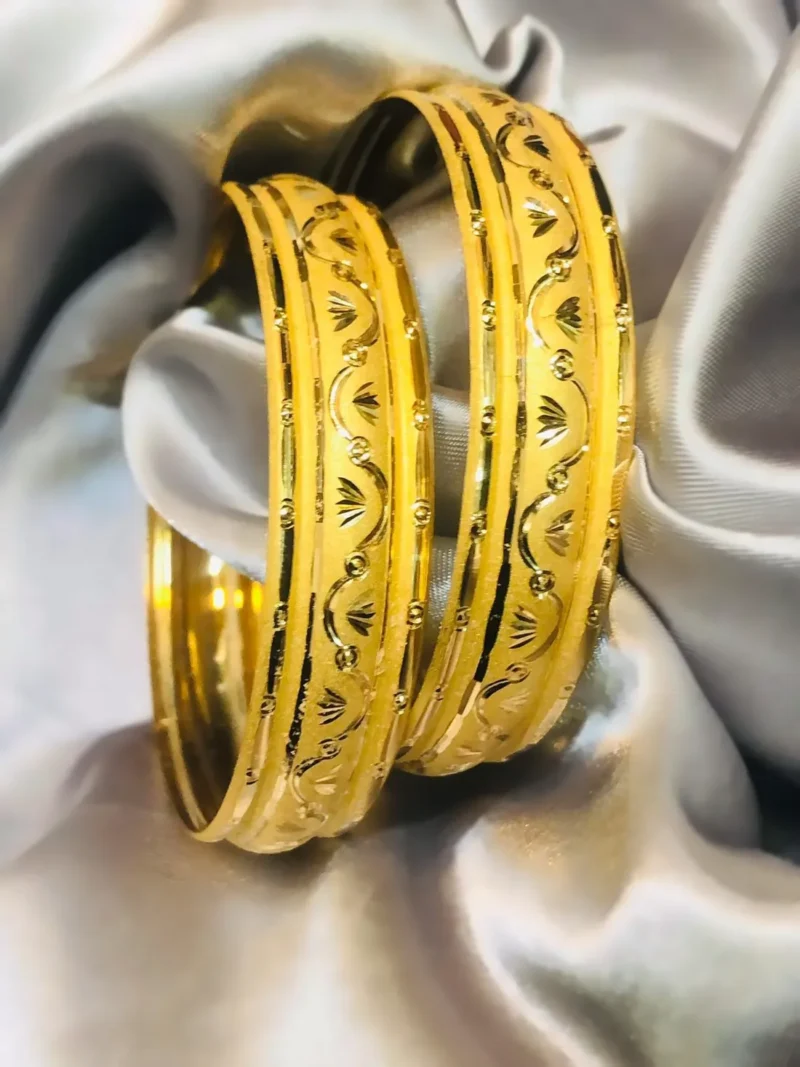 bangles gold 17