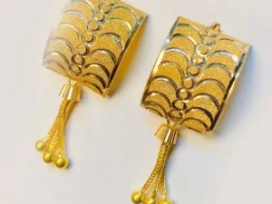 d earrings